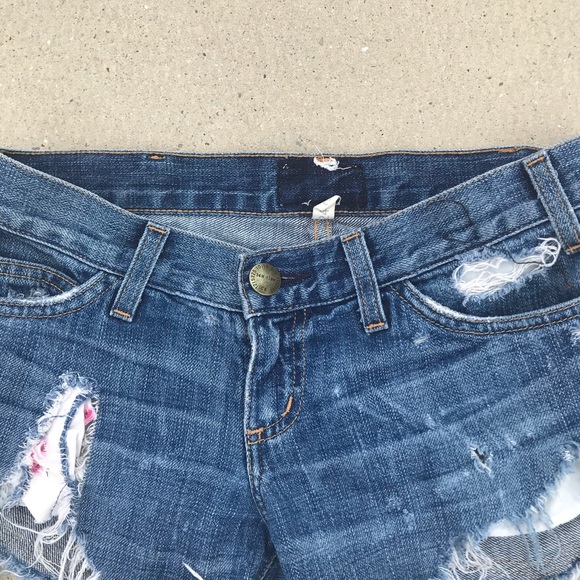 Low Rise Ripped Jeans Shorts - Picture 7 of 7